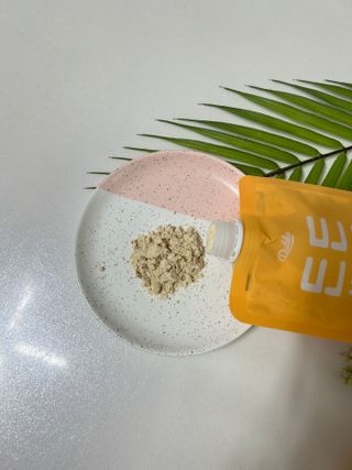 [덜다] 든든 식물성 단백질 쉐이크 40g X 7입 (곡물/딸기) — 5점을 준 리뷰어가 2023년 8월 올린 사용 사진