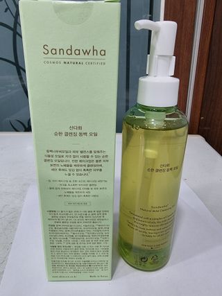 스킨큐어 산다화 순한 클렌징 동백 오일 200ml — 5점을 준 리뷰어가 2023년 3월 올린 사용 사진