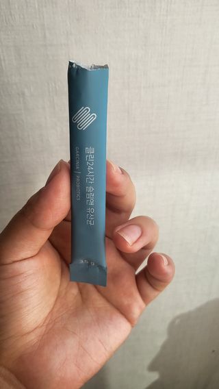 클린24시간 슬림앤유산균 1박스 (3.5g X 15포) — 5점을 준 리뷰어가 2023년 5월 올린 사용 사진