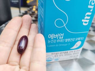 [몸엔용] 에버업 멀티비타민&미네랄, 눈건강 루테인 혈행건강 오메가3, 면역 프로바이오틱스 3종 택1 — 5점을 준 리뷰어가 2022년 4월 올린 사용 사진