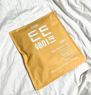[덜다] 든든 식물성 단백질 쉐이크 40g X 7입 (곡물/딸기) — 5점을 준 리뷰어가 2023년 8월 올린 사용 사진