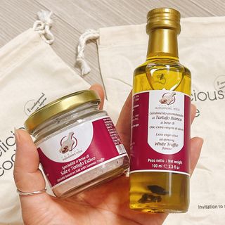 [딜리셔스코드] 타르투피 알레산드로 로시 트러플 소금 100g +트러플 오일 100ml set — 4.5점을 준 리뷰어가 2022년 6월 올린 사용 사진