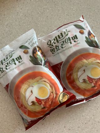 클린24시간 올리브발효곤약면 시원김치면 1세트-(3봉) — 5점을 준 리뷰어가 2023년 12월 올린 사용 사진