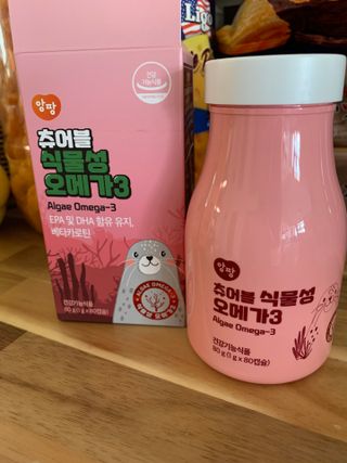 앙팡 츄어블 식물성 오메가3 1000mg x 80캡슐 — 2점을 준 리뷰어가 2022년 10월 올린 사용 사진