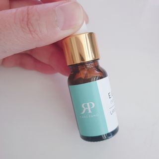 랑팡 EGF+FGF 10ppm 리포좀 앰플 원액 10ml — 5점을 준 리뷰어가 2021년 12월 올린 사용 사진