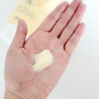 ★N쇼핑 헤어팩 1위★ 리하 에그 화이트 극손상 무실리콘 트리트먼트 헤어팩 — 5점을 준 리뷰어가 2022년 6월 올린 사용 사진