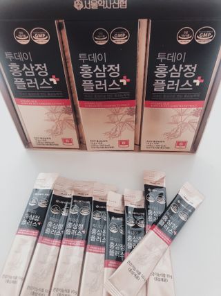 서울약사신협_투데이홍삼정플러스스틱_10g x 30포 — 5점을 준 리뷰어가 2021년 5월 올린 사용 사진