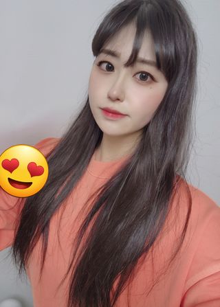 MAPLESYRUPFACTORY 메이플 피그먼트 맨투맨 8.COL — 5점을 준 리뷰어가 2023년 1월 올린 사용 사진
