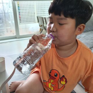 몽베스트 [MONTBEST]위드어스 500mL 20병 — 5점을 준 리뷰어가 2022년 8월 올린 사용 사진