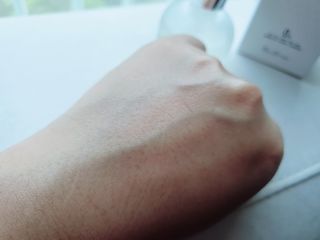 브에노 파리퀸 윌 페이스 오일 — 5점을 준 리뷰어가 2021년 6월 올린 사용 사진