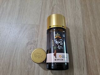 서울약사신협_프리미엄황삼골드_3.75g x 12환+75mgx12병 — 5점을 준 리뷰어가 2021년 1월 올린 사용 사진