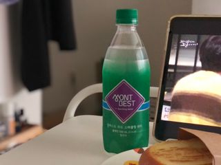 몽베스트 Montbest with Sparkling water Plain 20병 — 4점을 준 리뷰어가 2021년 11월 올린 사용 사진