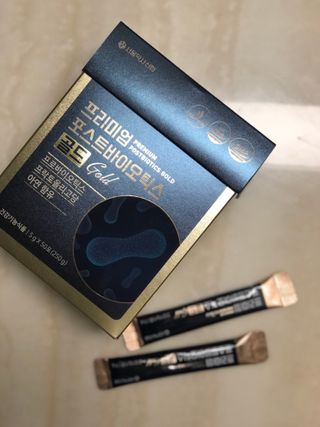 서울약사신협_프리미엄포스트바이오틱스골드_5g x 50포 — 5점을 준 리뷰어가 2021년 2월 올린 사용 사진