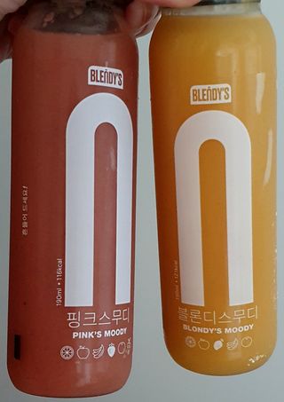 BLENDY'S 핑크 스무디+블론디 스무디 — 4.5점을 준 리뷰어가 2021년 11월 올린 사용 사진