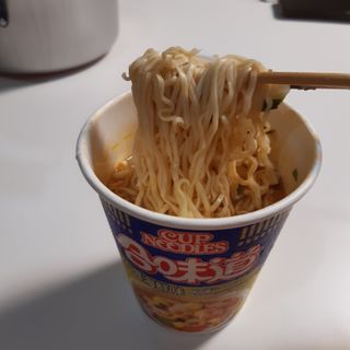NISSIN 닛신 컵누들  4종 - 씨푸드오리지날, 씨푸드 스파이시, 씨푸드 커리, 씨푸드 XO소스 — 5점을 준 리뷰어가 2022년 2월 올린 사용 사진