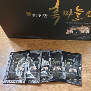 서울약사신협 약사신협_흑마늘진액_70mlx30포 — 5점을 준 리뷰어가 2021년 4월 올린 사용 사진