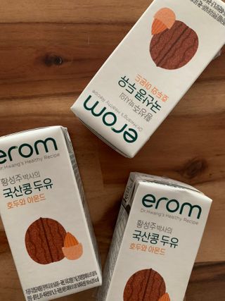 이롬 erom 황성주박사의 국산콩 두유 호두와 아몬드 — 4점을 준 리뷰어가 2020년 12월 올린 사용 사진