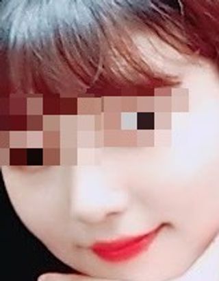 리엔케이 핑크 볼륨 래디언스 컬러크림 에디션 — 3점을 준 리뷰어가 2023년 11월 올린 사용 사진