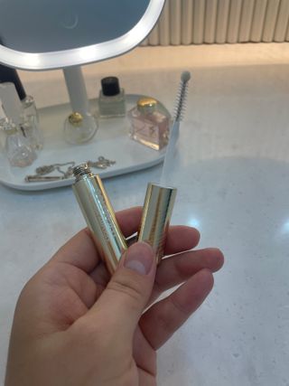 피부미 골드베릴 아이래쉬 앰플 10ml — 4점을 준 리뷰어가 2021년 10월 올린 사용 사진