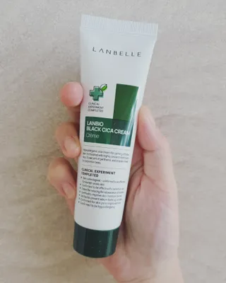 랑벨 랑바이오 블랙 시카 크림 50ml(블랙비 프로폴리스, 시카 4종, 판테놀 10 함유) — 5점을 준 리뷰어가 2022년 6월 올린 사용 사진