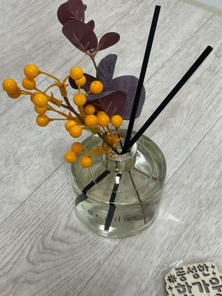 [코코도르] 추석 디퓨저 200ml 2ea+명절 기프트백1ea — 5점을 준 리뷰어가 2024년 9월 올린 사용 사진