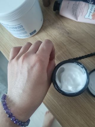 비프리코스메틱 뉴 프레쉬 크림 80ml — 5점을 준 리뷰어가 2023년 2월 올린 사용 사진