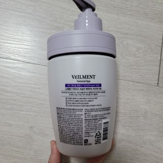 벨먼 내추럴 스파 머드레티놀 바디워시(그린로즈, 미드나잇 피오니) — 5점을 준 리뷰어가 2022년 5월 올린 사용 사진