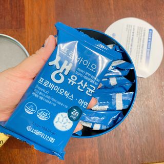 서울약사신협_프로바이오생유산균_2.5G x 100포 — 5점을 준 리뷰어가 2021년 6월 올린 사용 사진