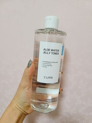 김정문알로에 큐어 큐어 알로에 워터 젤리 토너 500ml — 5점을 준 리뷰어가 2021년 4월 올린 사용 사진