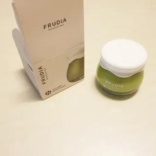 [후르디아] 민감피부 수분크림 비건 아보카도 크림 — 5점을 준 리뷰어가 2022년 11월 올린 사용 사진