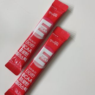 [인디닥터] 타이탄 BCAA 프로틴 젤리스틱 — 5점을 준 리뷰어가 2022년 4월 올린 사용 사진