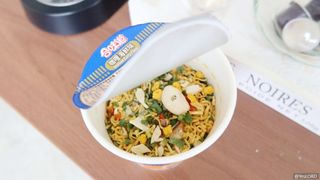 NISSIN 닛신 컵누들  4종 - 씨푸드오리지날, 씨푸드 스파이시, 씨푸드 커리, 씨푸드 XO소스 — 5점을 준 리뷰어가 2022년 4월 올린 사용 사진