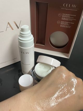 프리마인 바르기만 하면 철벽 스킨케어+24시간 마스크팩 효과. 셀라브 리제너레이팅 시스템 부스터+크림 세트 — 5점을 준 리뷰어가 2023년 4월 올린 사용 사진