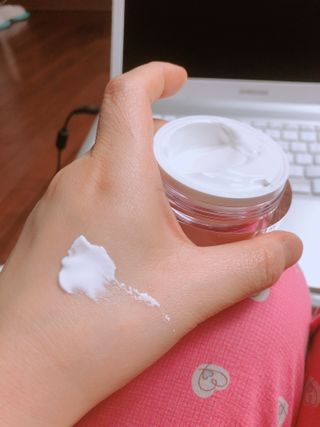 랑스레 매직피치 화이트닝 파워 화이트닝크림 — 5점을 준 리뷰어가 2021년 2월 올린 사용 사진