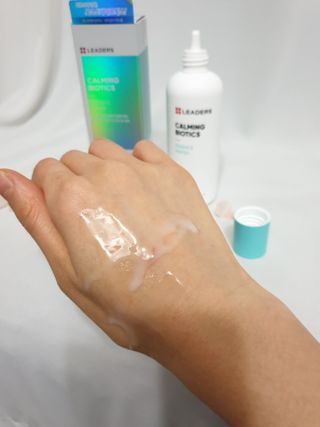 리더스코스메틱 리더스 카밍 바이오틱스 에센스 워터 — 5점을 준 리뷰어가 2021년 1월 올린 사용 사진