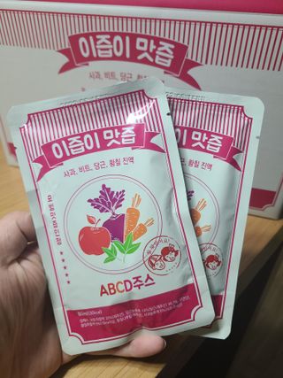 본황칠 이즙이 맛즙 ABC주스 30EA — 5점을 준 리뷰어가 2022년 8월 올린 사용 사진