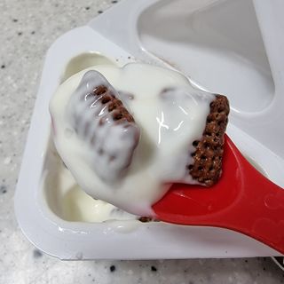 매일바이오 토핑요거트 — 3.5점을 준 리뷰어가 2021년 5월 올린 사용 사진