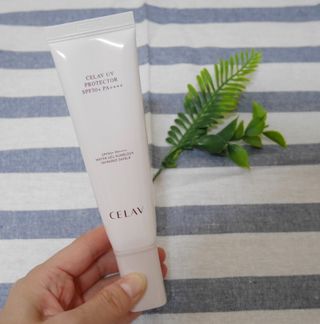 프리마인 선크림만 바꿨을 뿐인데 매일 물 2L챙겨먹고 기초케어 완벽하게 한 물빛피부 완성,셀라브UV프로텍터 — 5점을 준 리뷰어가 2023년 8월 올린 사용 사진