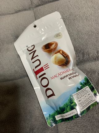 도이퉁 마카다미아 넛 90g  로얄 마카넛 오리지널 쏠트 허니 — 5점을 준 리뷰어가 2021년 2월 올린 사용 사진