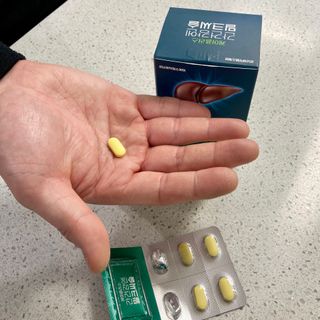 [경남제약헬스케어] 케어플러스 간건강엔 밀크씨슬 500mg 60정/2개월분/비타민B 5종+세레늄 — 5점을 준 리뷰어가 2024년 1월 올린 사용 사진