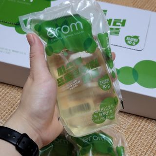 이롬 씨스루 프로틴워터 사과, 자몽 200ml x 12입 — 4점을 준 리뷰어가 2022년 9월 올린 사용 사진