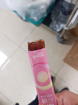 [인디닥터] 면역 생생 핑크 이뮨 젤리 — 5점을 준 리뷰어가 2022년 4월 올린 사용 사진