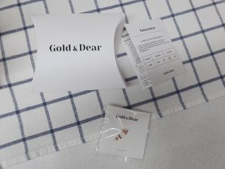 [골드앤디어]14k 미니 스틱 바 귀걸이_3color — 3점을 준 리뷰어가 2021년 6월 올린 사용 사진