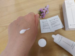 냉장고에 넣어요, 붉은 트러블 피부 다음날 진정되요 [버진팜스 푸딩수딩아토] — 5점을 준 리뷰어가 2021년 1월 올린 사용 사진