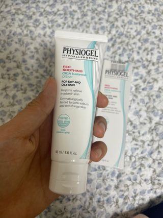 피지오겔 레드수딩 시카밸런스 크림 50ml — 5점을 준 리뷰어가 2022년 4월 올린 사용 사진
