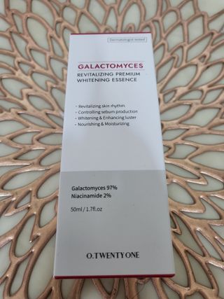 오투에니원 갈락토미세스 리바이탈라이징 프리미엄 화이트닝 에센스 50ml — 5점을 준 리뷰어가 2022년 12월 올린 사용 사진