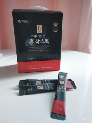 [푸름웰니스] 프리미엄 6년근 홍삼스틱 3mg x 100포 — 5점을 준 리뷰어가 2022년 2월 올린 사용 사진