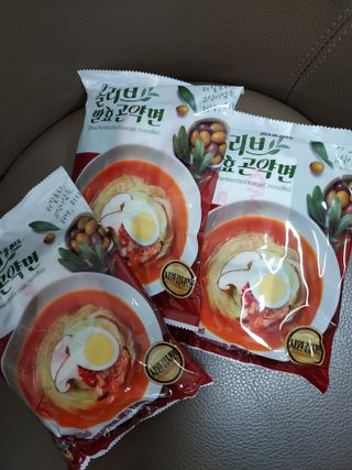 클린24시간 올리브발효곤약면 시원김치면 1세트-(3봉) — 5점을 준 리뷰어가 2023년 12월 올린 사용 사진