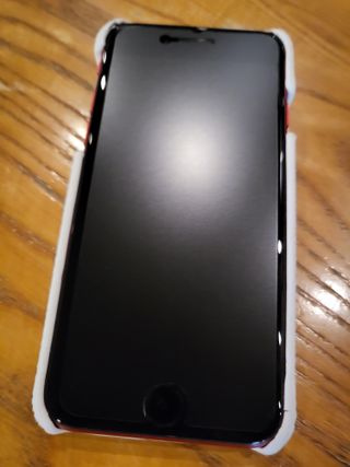 아클리브 Eco 항균 항바이러스 액정 보호필름(iPhone) — 5점을 준 리뷰어가 2022년 8월 올린 사용 사진