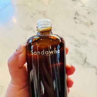 스킨큐어 산다화 비타민c 화이트닝 토너 150ml — 5점을 준 리뷰어가 2021년 12월 올린 사용 사진